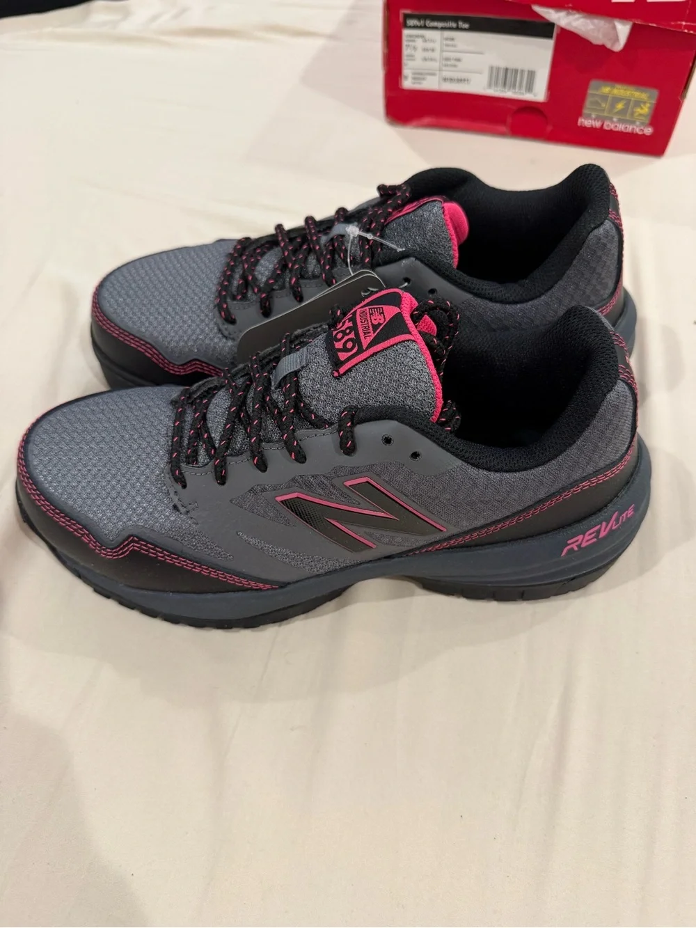 New Balance Composite Toe Women's Sneakers - Picture 10 of 10